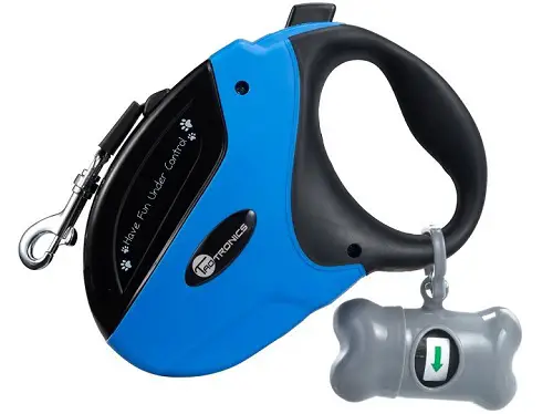 a black and blue Taotronics Retractable Walking Dispenser leash